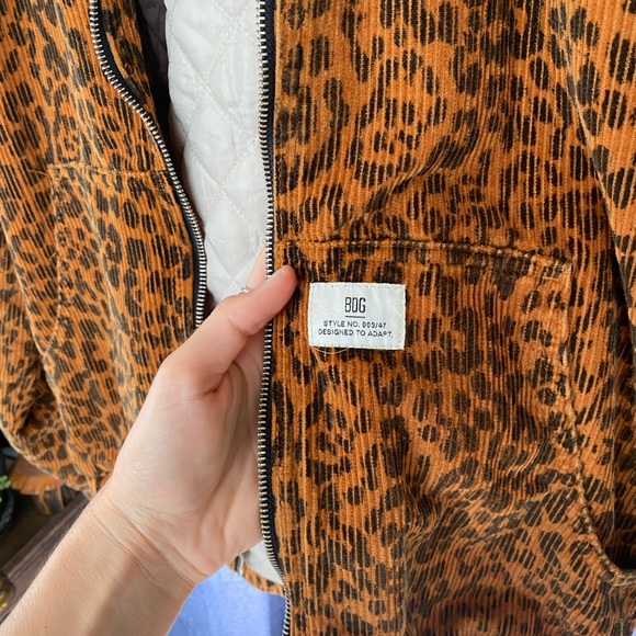 BDG Urban Outfitters Leopard Cheetah Corduroy Jacket Small - Picture 6 of 7